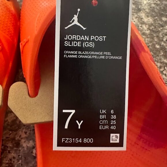 Jordan Post Older Kids' Slides (NWT) (7Y) - Picture 6 of 6